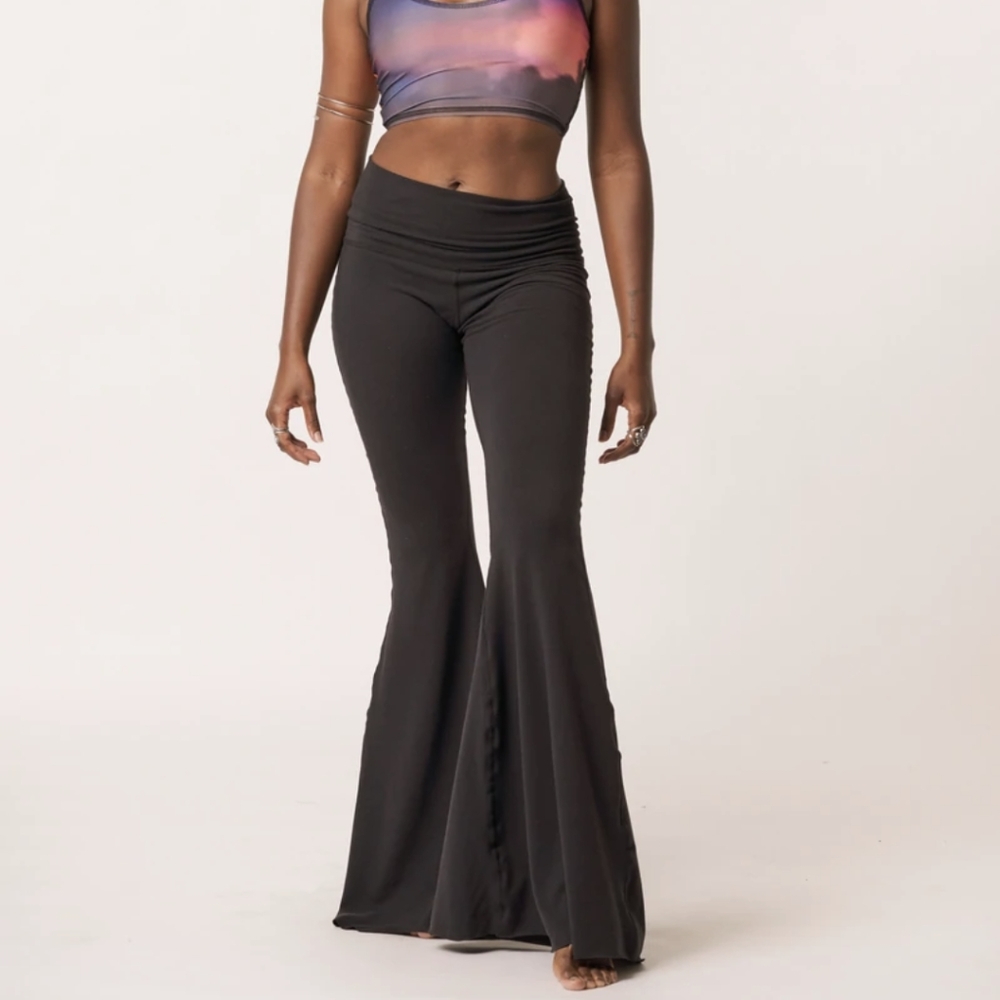 Black Teeki Bell Bottom